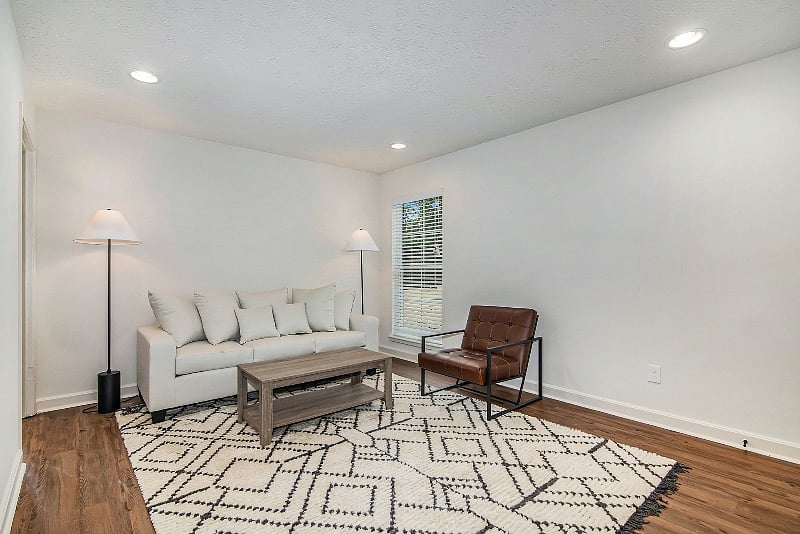 Furnished Finder property 432402_2 photo 3