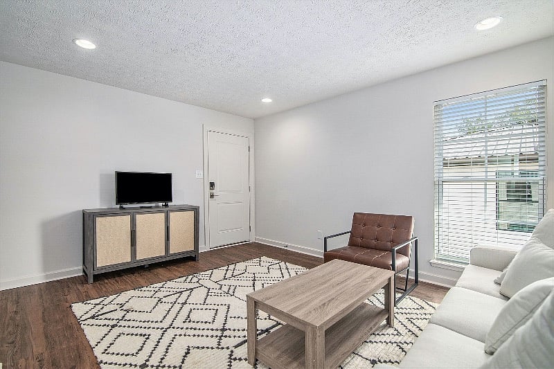 Furnished Finder property 432402_4 photo 9