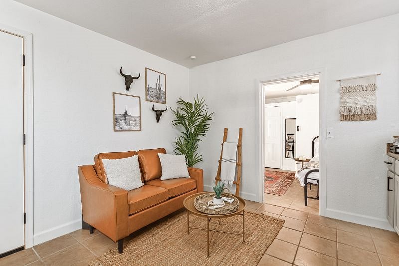 Furnished Finder property 432442_1 photo 3