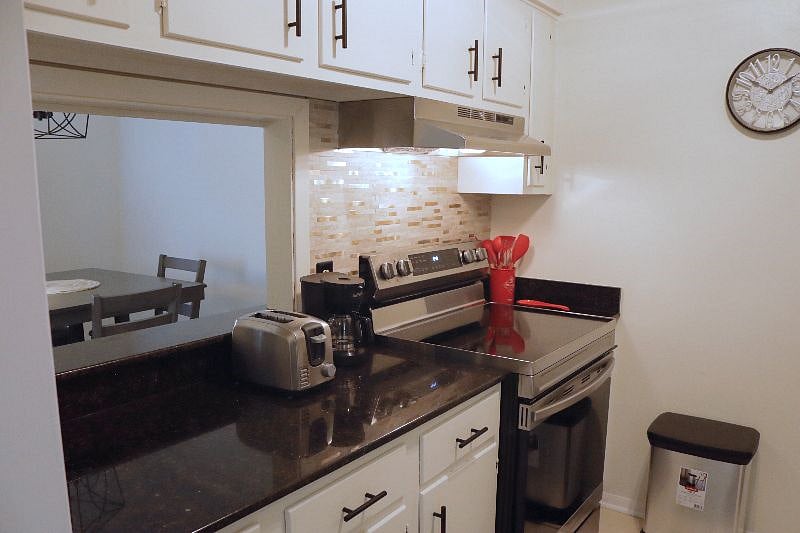 Furnished Finder property 432473_1 photo 5
