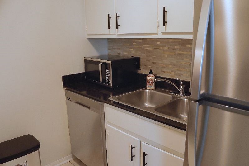 Furnished Finder property 432473_1 photo 6