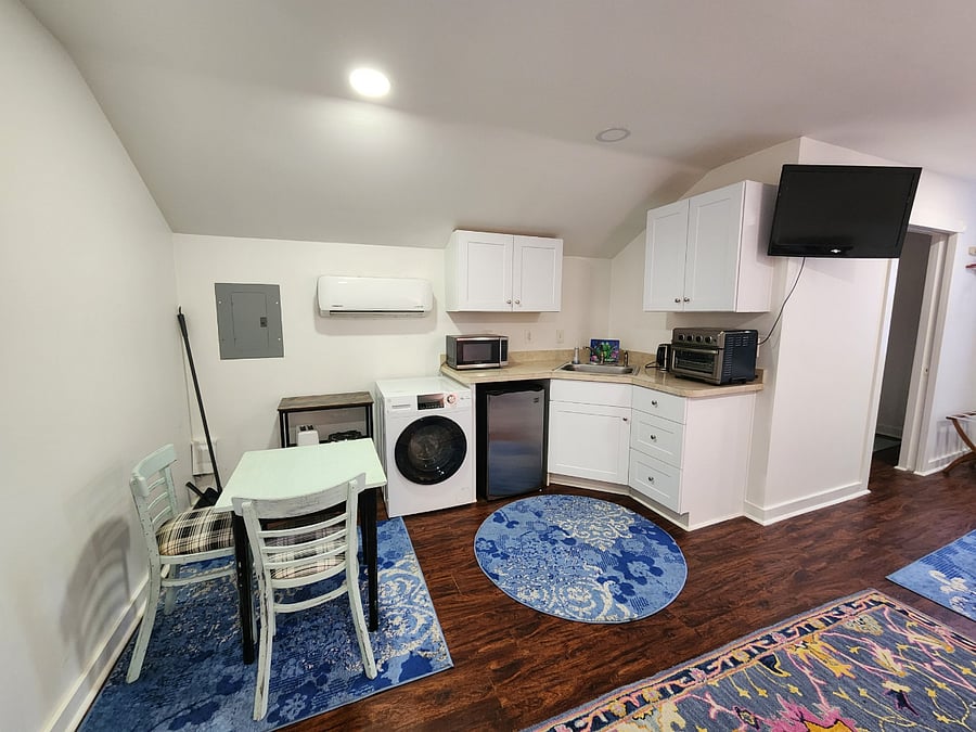 Furnished Finder property 432483_1 photo 9
