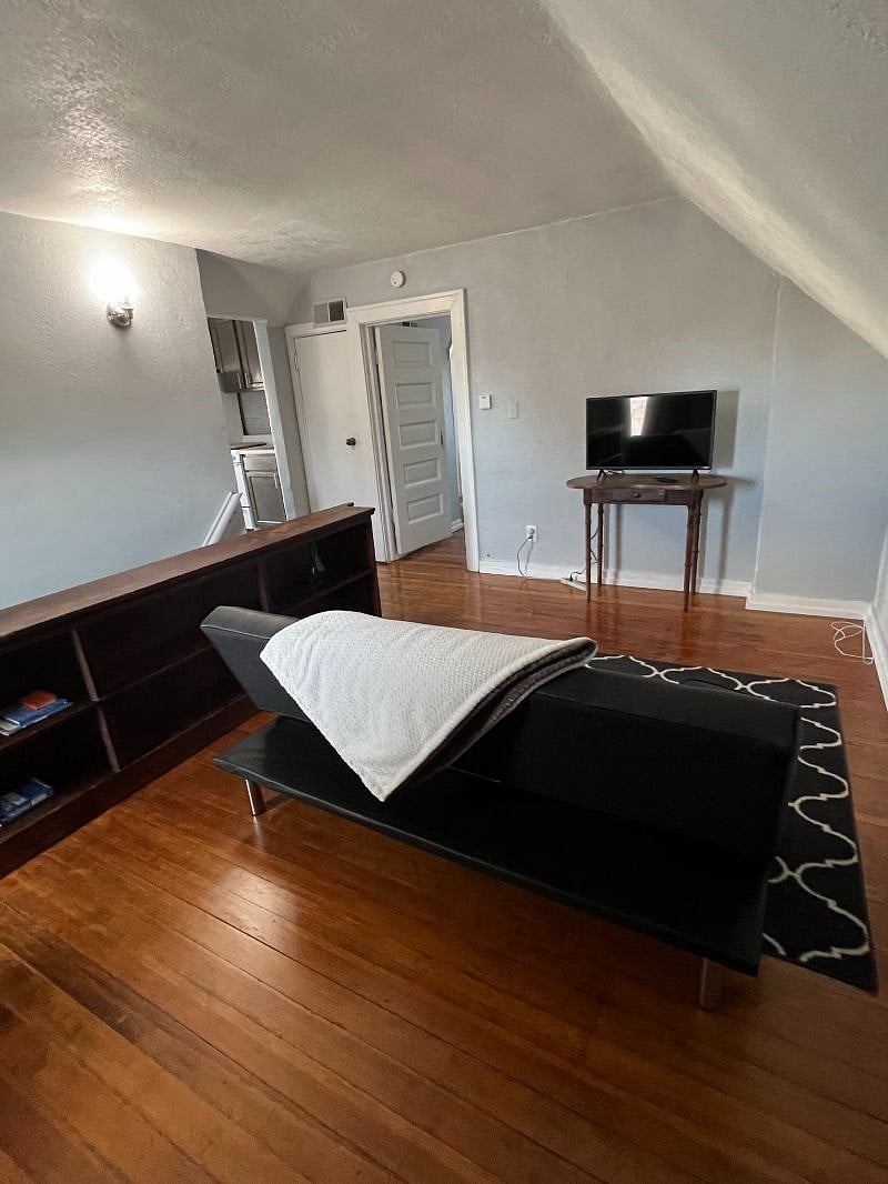 Furnished Finder property 432496_1 photo 9