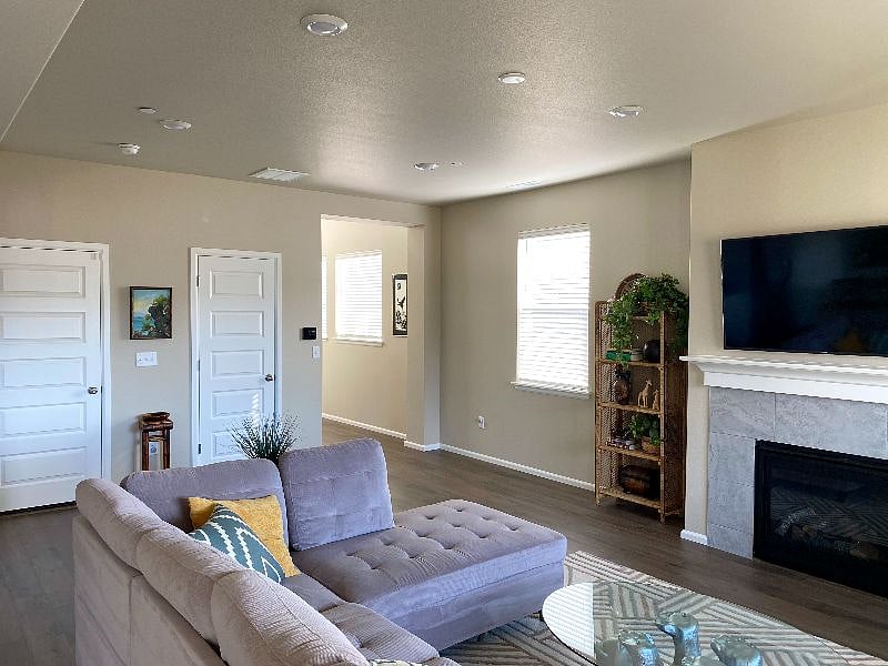 Furnished Finder property 432511_1 photo 4