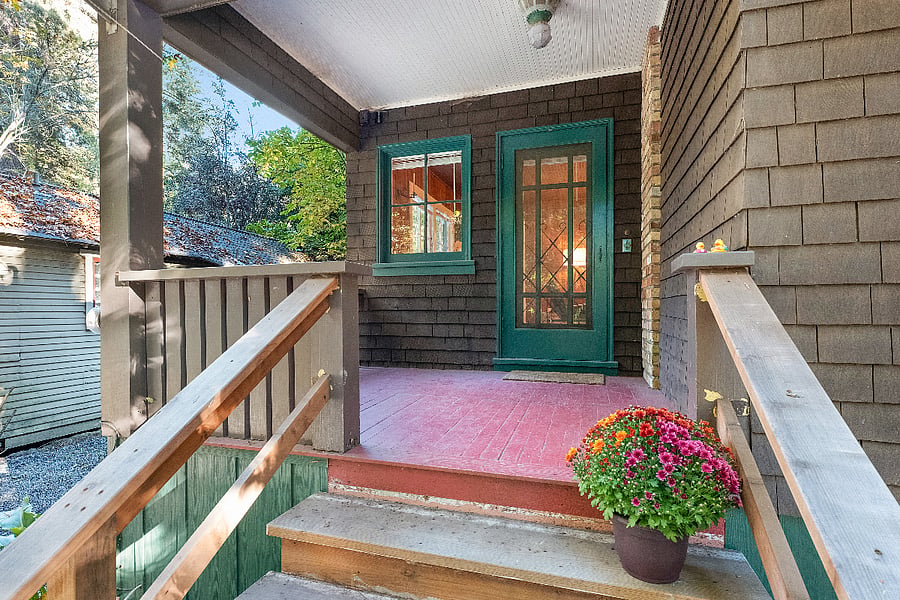 Come on in!