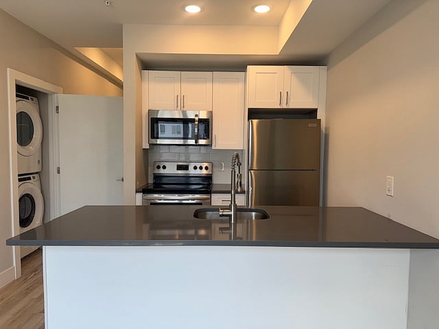 Furnished Finder property 432535_4 photo 3