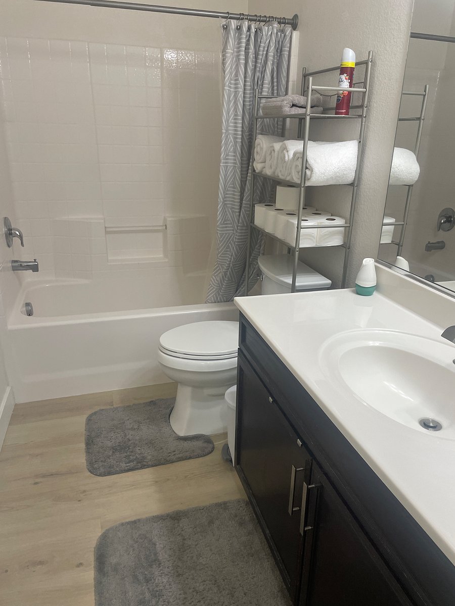 Furnished Finder property 432588_3 photo 8