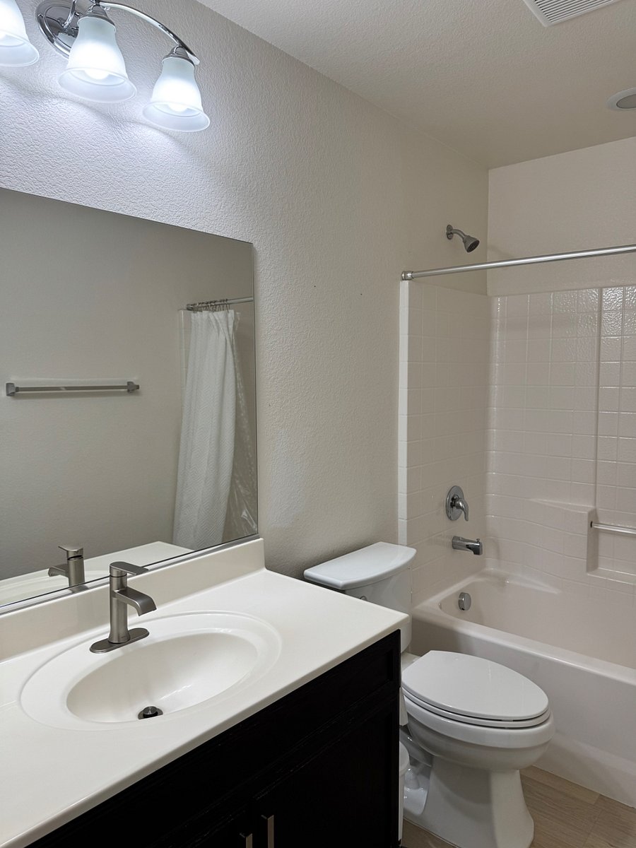 Furnished Finder property 432588_3 photo 15