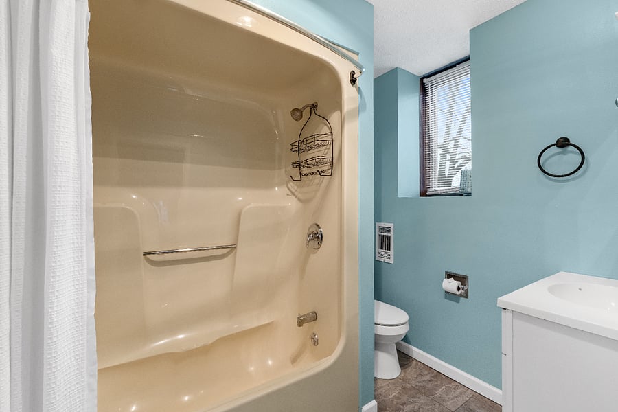 Full Bath