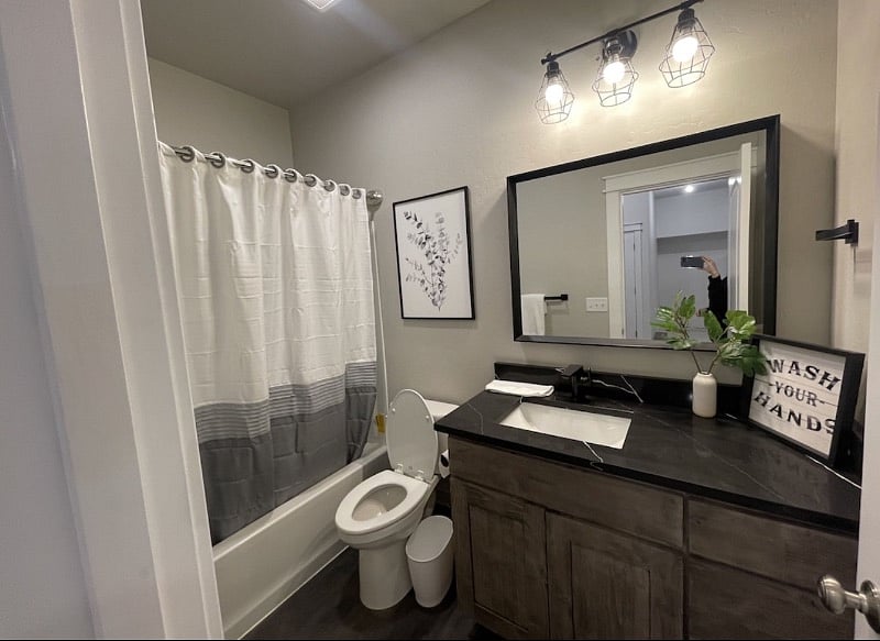 Furnished Finder property 432609_1 photo 12