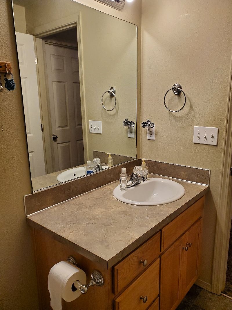 Furnished Finder property 432613_1 photo 6