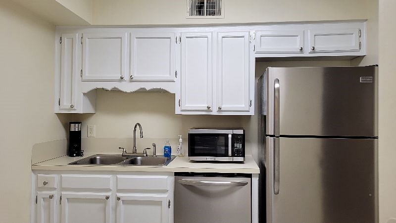 Furnished Finder property 432615_1 photo 6
