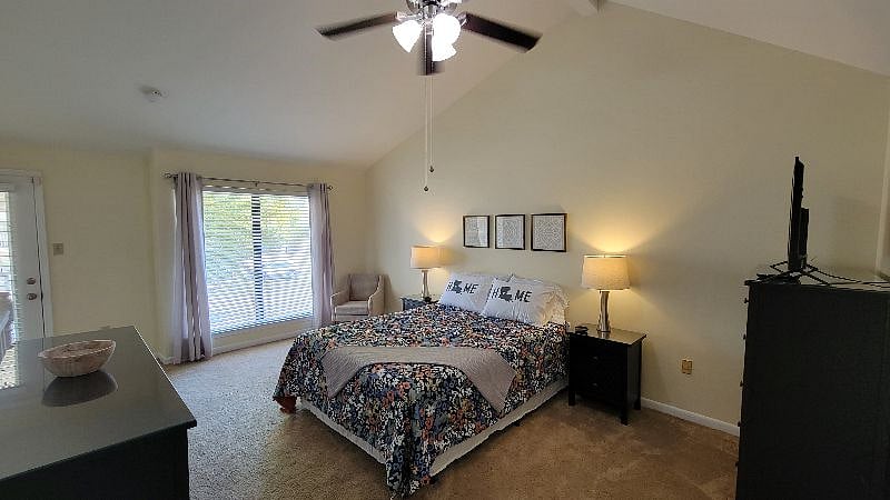 Furnished Finder property 432615_1 photo 14