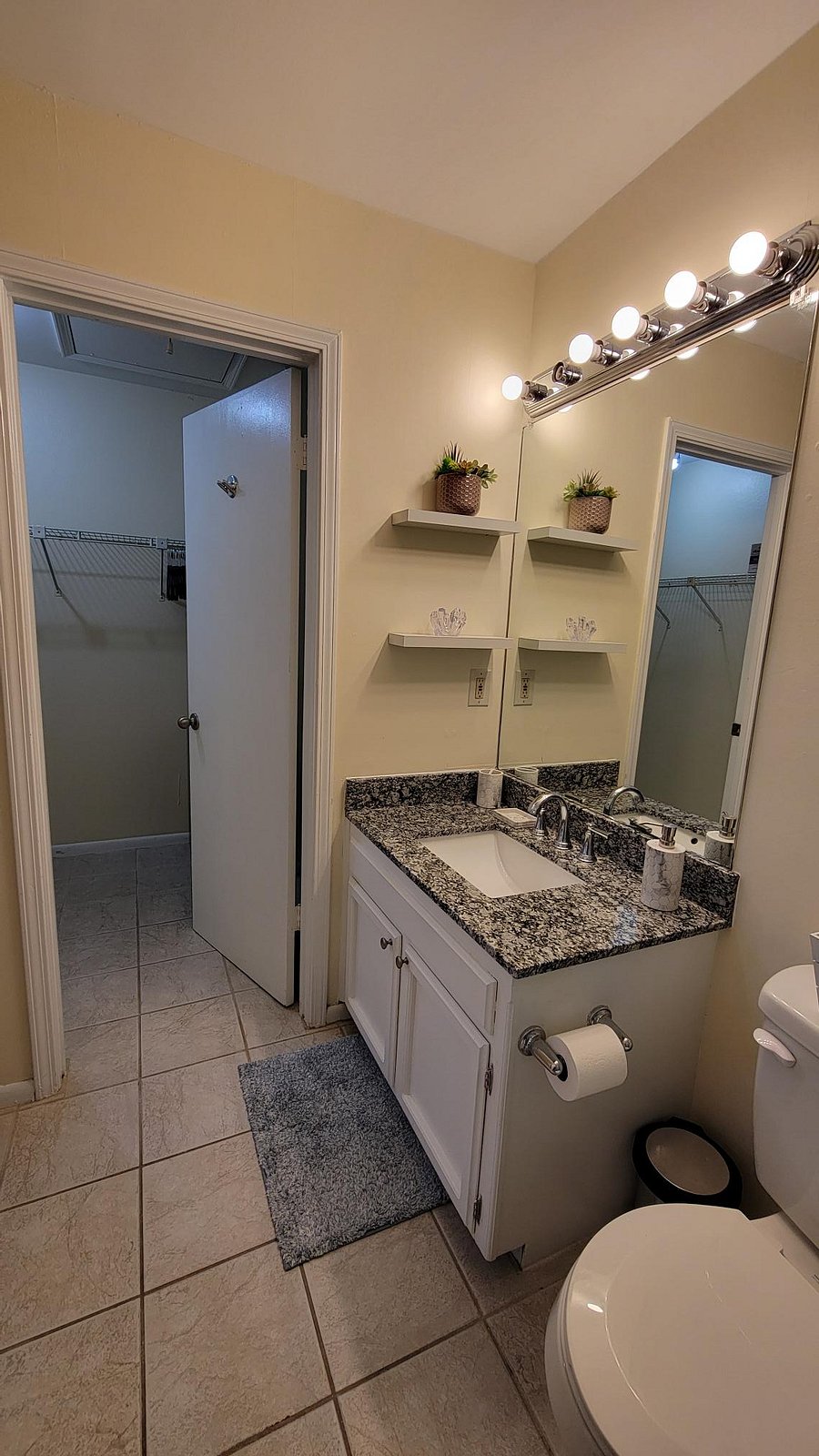 Furnished Finder property 432615_1 photo 21