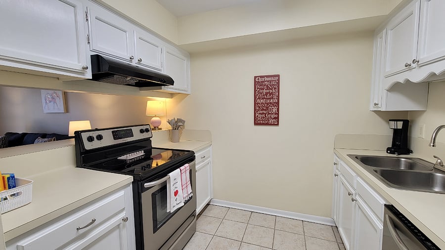 Furnished Finder property 432615_1 photo 8