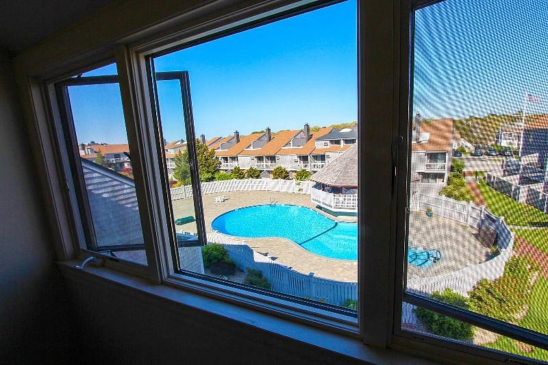 Furnished Finder property 432639_1 photo 17