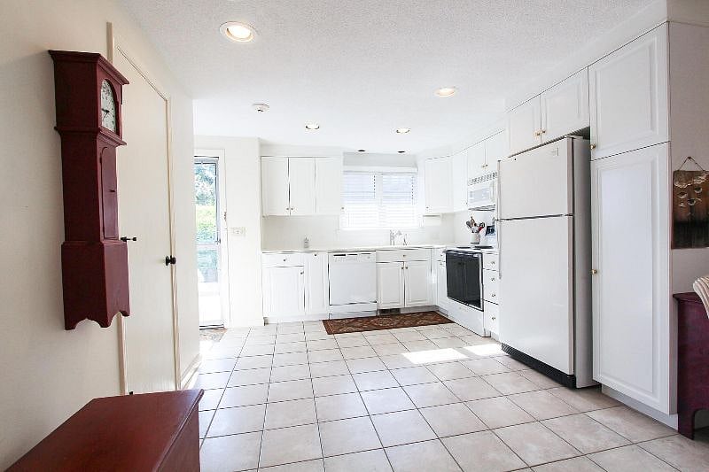 Furnished Finder property 432639_1 photo 4