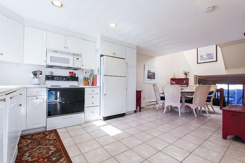 Furnished Finder property 432639_1 photo 5