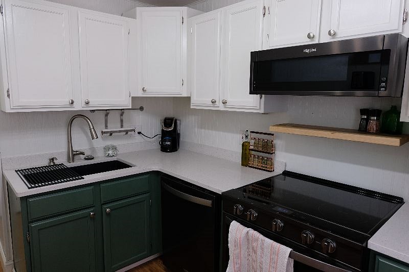 Furnished Finder property 432664_1 photo 12