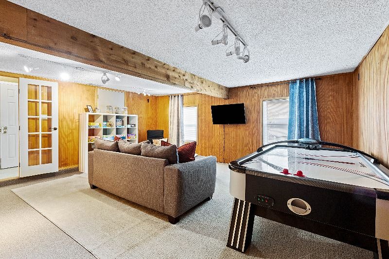 Furnished Finder property 432696_1 photo 1