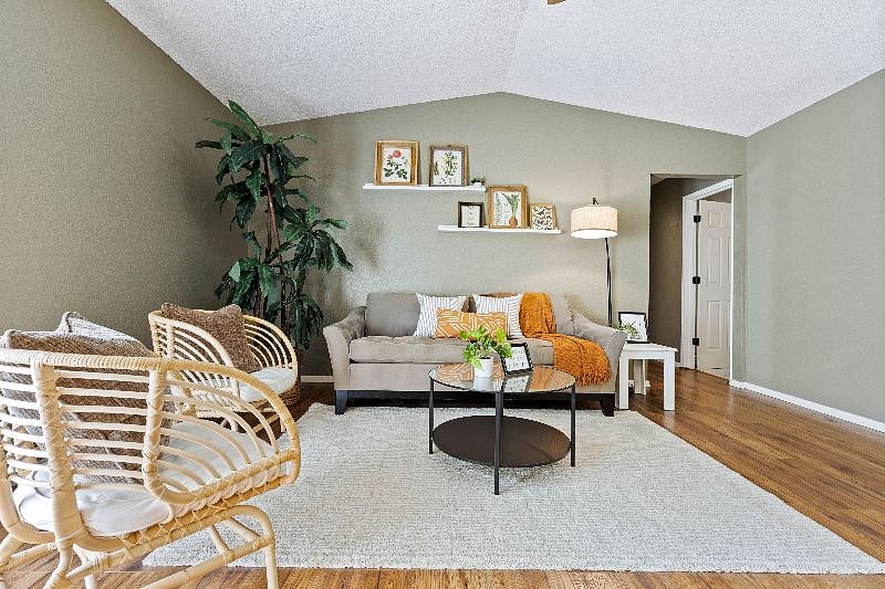 Furnished Finder property 432696_1 photo 13