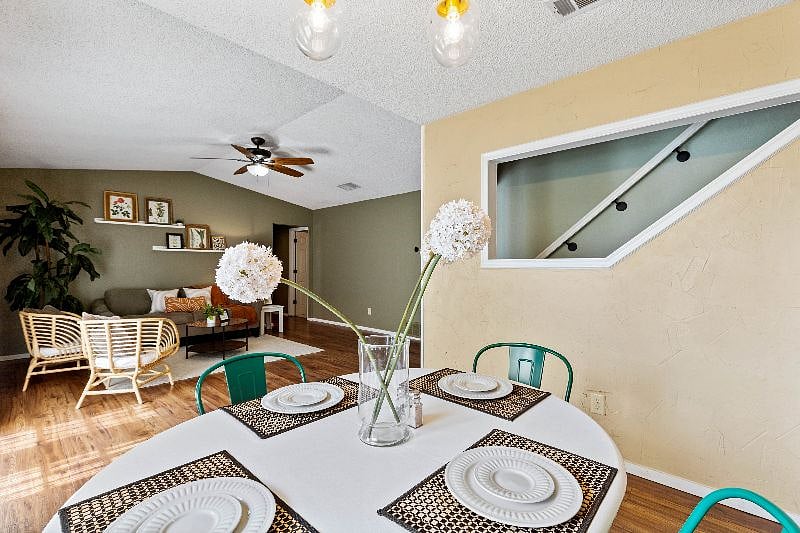 Furnished Finder property 432696_1 photo 21