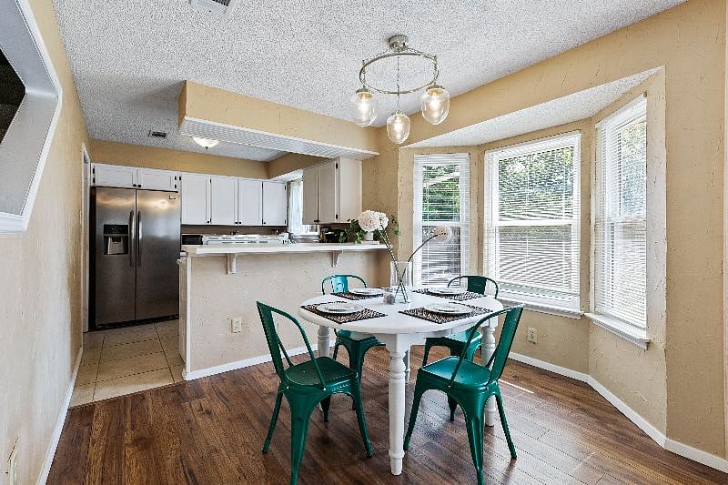 Furnished Finder property 432696_1 photo 22