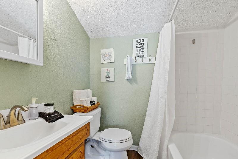 Furnished Finder property 432696_1 photo 28