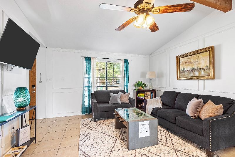 Furnished Finder property 432702_1 photo 11