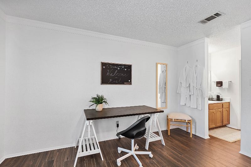 Furnished Finder property 432702_1 photo 27