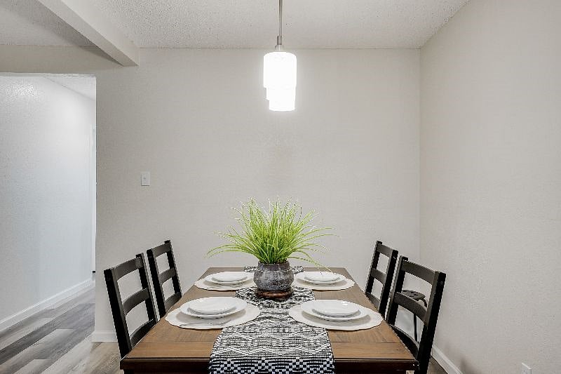 Furnished Finder property 432703_1 photo 8