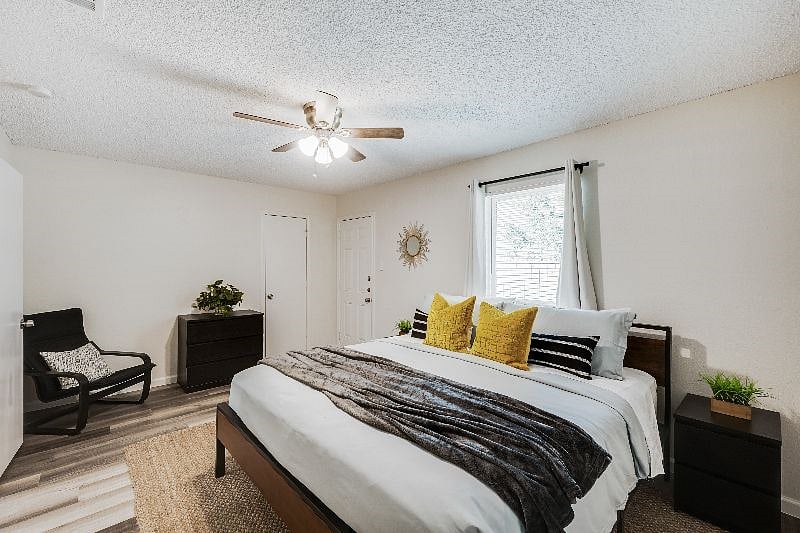 Furnished Finder property 432703_1 photo 2