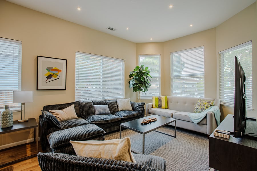 Furnished Finder property 432704_1 photo 3