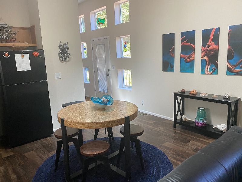 Furnished Finder property 432721_1 photo 14