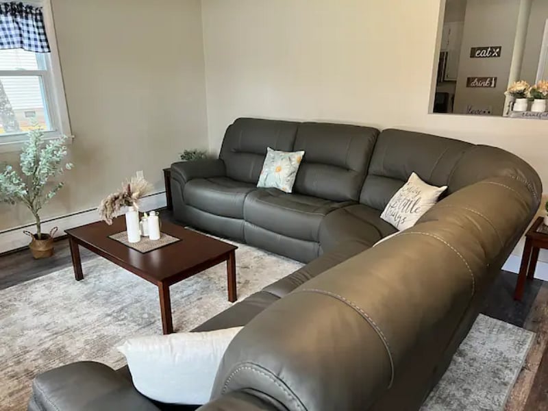 Furnished Finder property 432726_1 photo 3