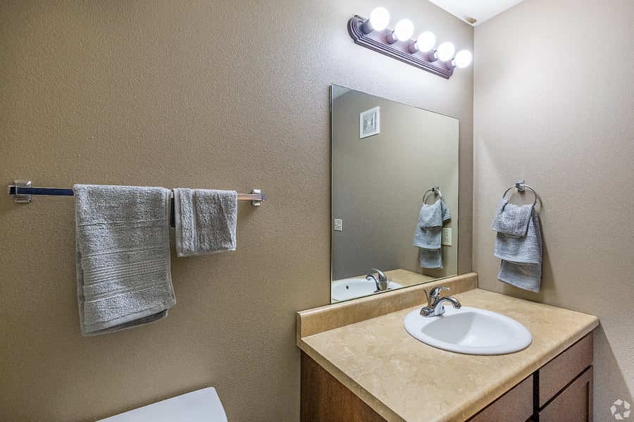 Furnished Finder property 432806_4 photo 10