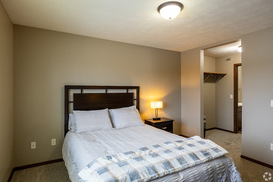 Furnished Finder property 432806_4 photo 5