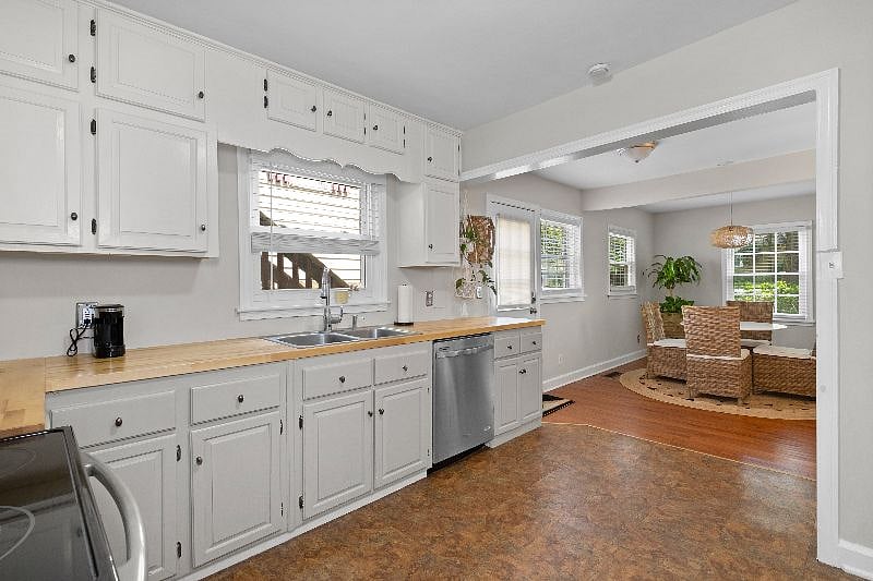 Furnished Finder property 432830_1 photo 6