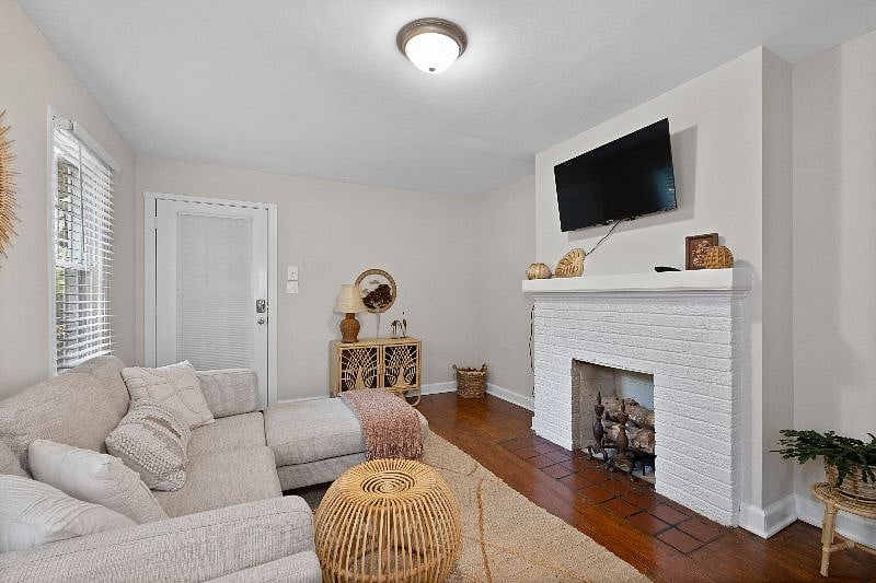Furnished Finder property 432830_1 photo 3