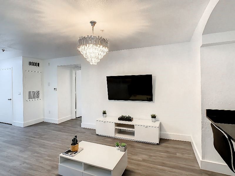 Furnished Finder property 432902_1 photo 3