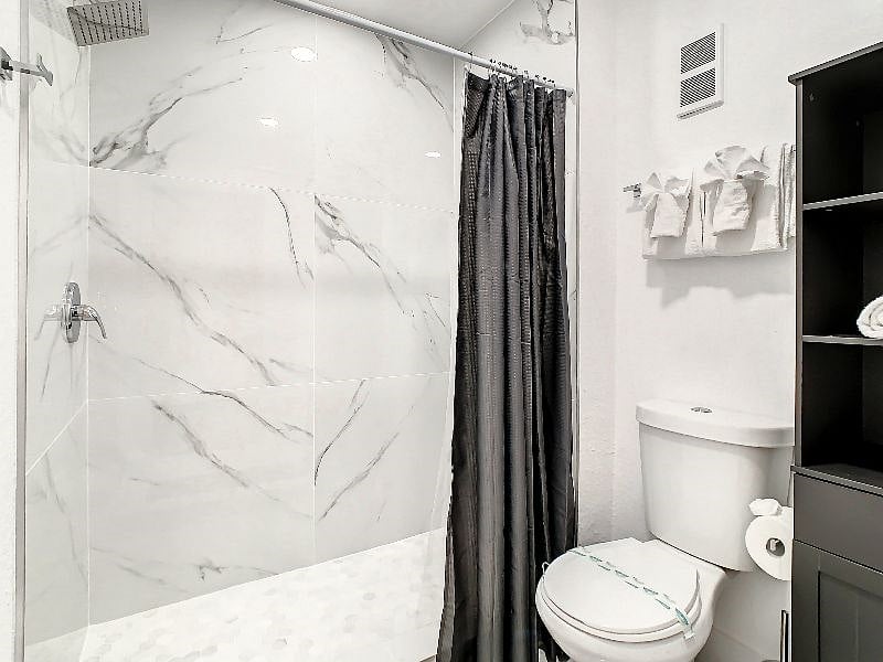 Furnished Finder property 432902_1 photo 10