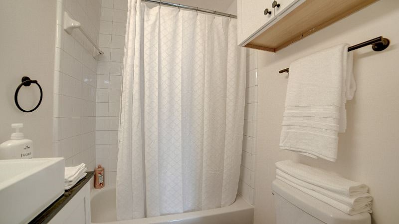 Furnished Finder property 432922_1 photo 34