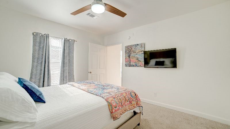 Furnished Finder property 432922_1 photo 38