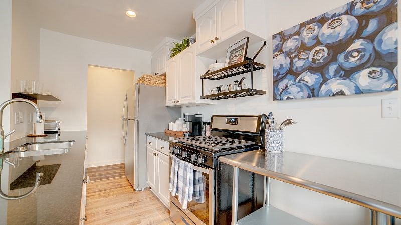 Furnished Finder property 432922_1 photo 46