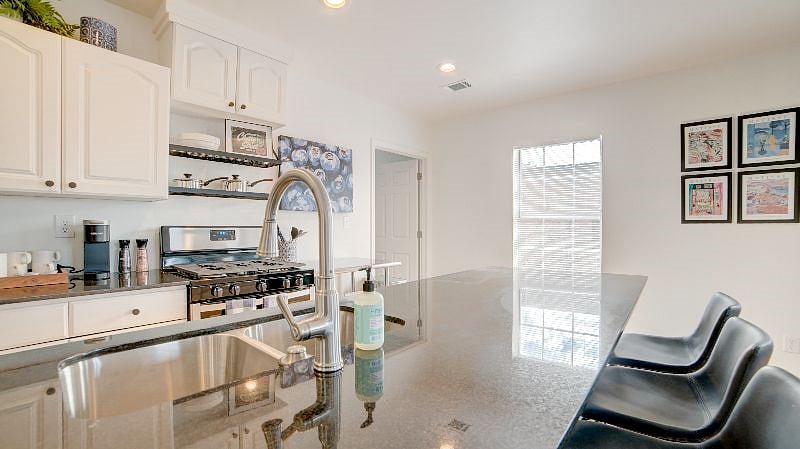 Furnished Finder property 432922_1 photo 47