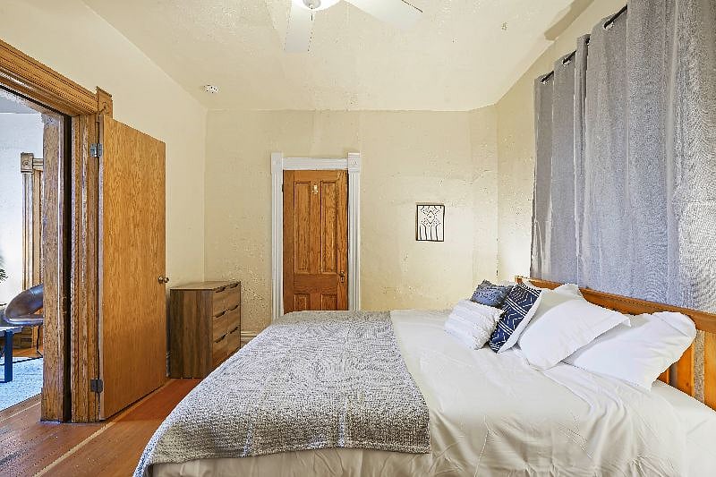 Furnished Finder property 432928_1 photo 3