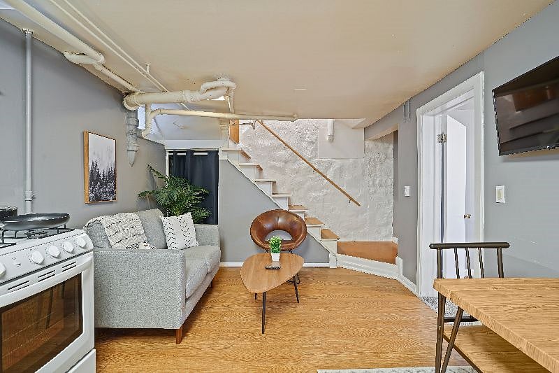 Furnished Finder property 432928_3 photo 17
