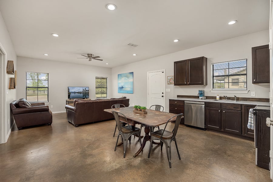 Furnished Finder property 432959_1 photo 1
