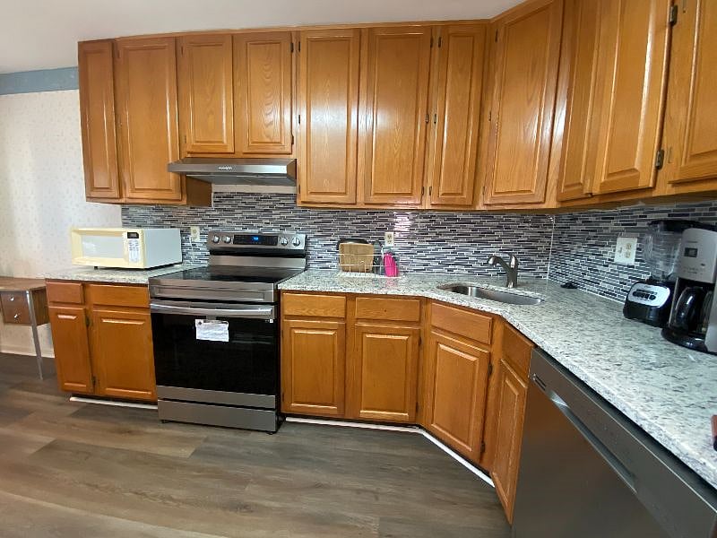 Furnished Finder property 432975_1 photo 4
