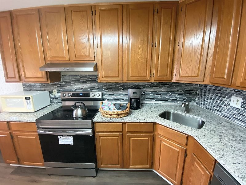 Furnished Finder property 432975_1 photo 5